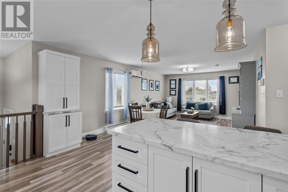32 Hunts Lane, photo 5 of 30