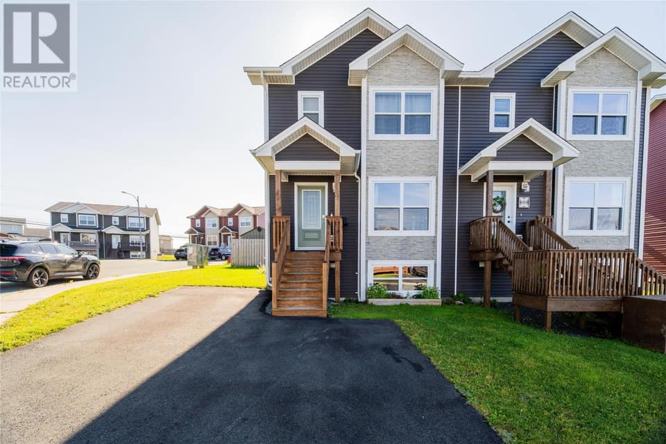 6 Hubbard Place, photo 1 of 24