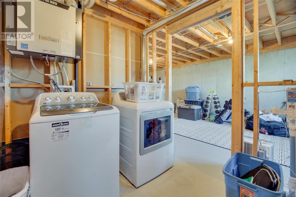 6 Hubbard Place, photo 19 of 24