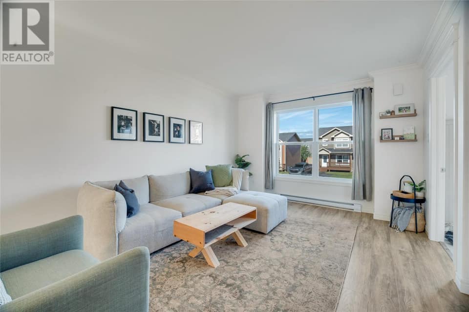 6 Hubbard Place, photo 7 of 24