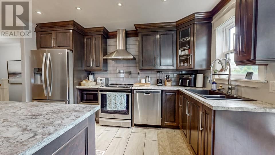 11 Amber Place, photo 15 of 50