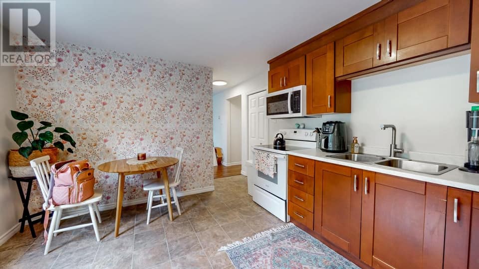11 Amber Place, photo 34 of 50
