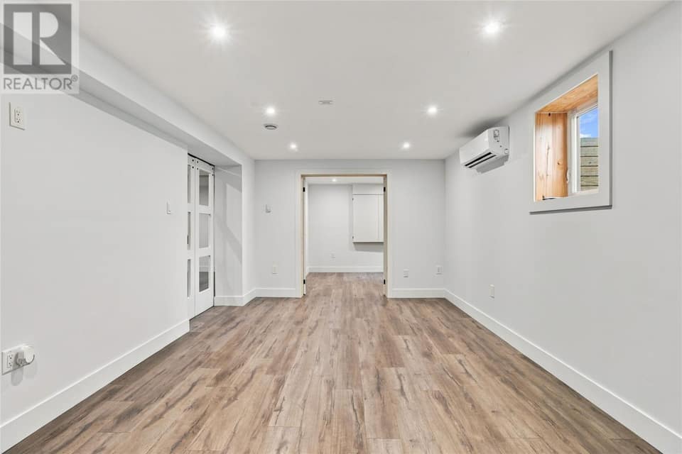 64 Magee Drive, photo 30 of 45