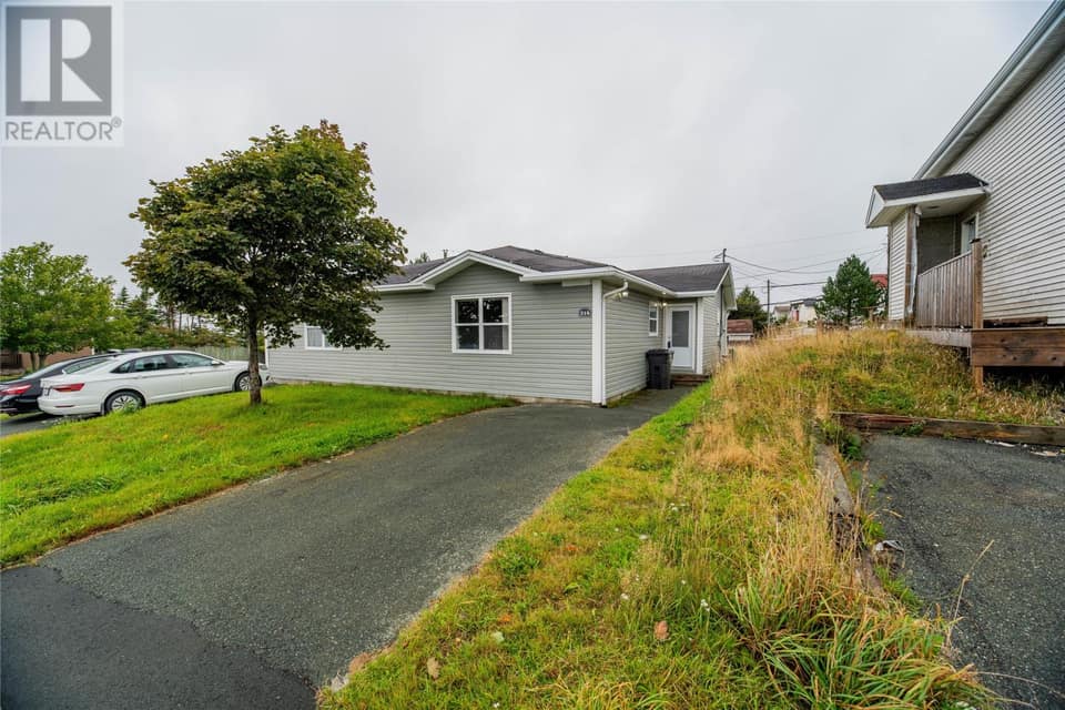 214 Farrell Drive, photo 1 of 17
