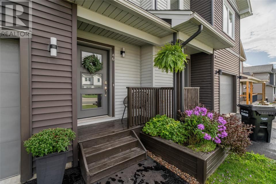 46 Henry Larsen Street, photo 2 of 39