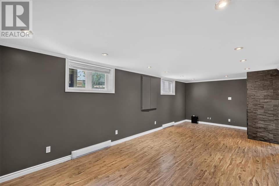 21 Eastmeadows Crescent, photo 39 of 46