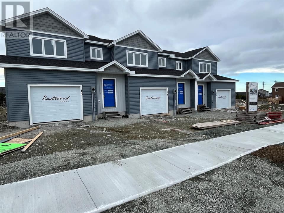 16 Tulip Ridge, photo 2 of 5