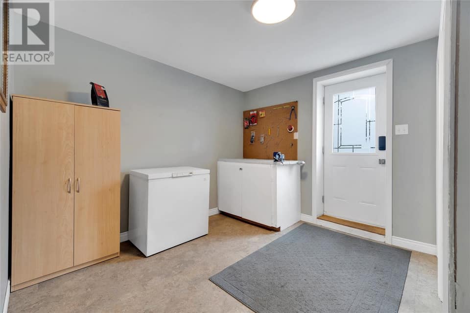 188 Old Petty Harbour Road, photo 18 of 33