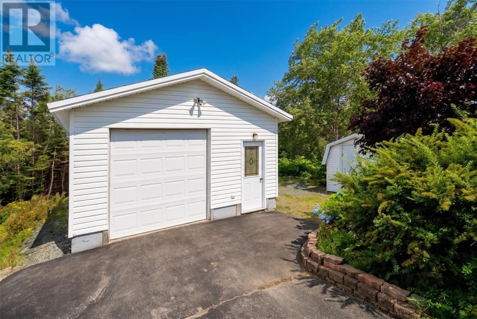 188 Old Petty Harbour Road, photo 24 of 33