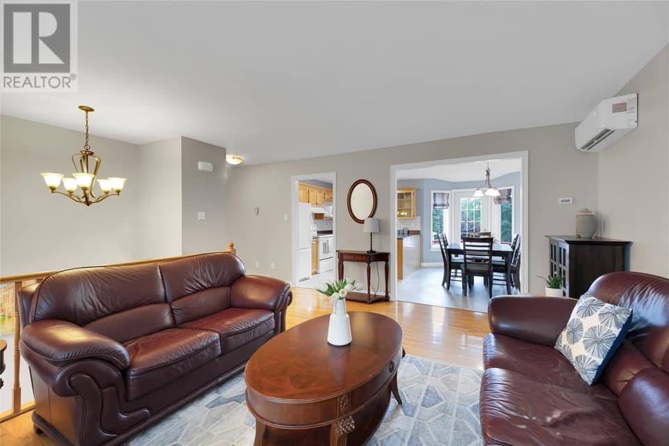 188 Old Petty Harbour Road, photo 7 of 33