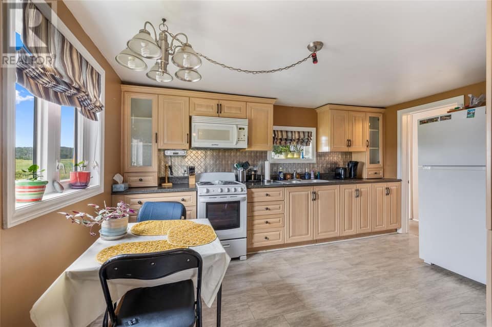 355 Bay Bulls Road, photo 13 of 21