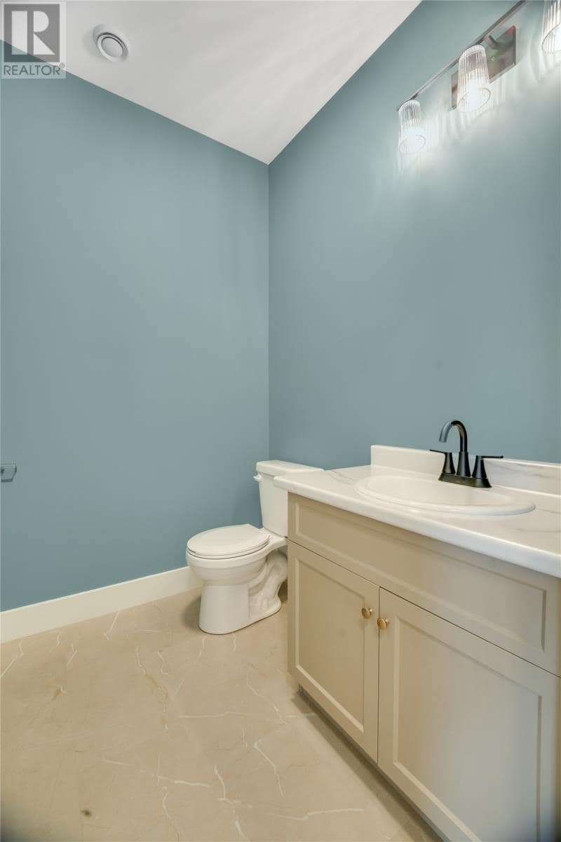 102 Trenton Drive, photo 12 of 30