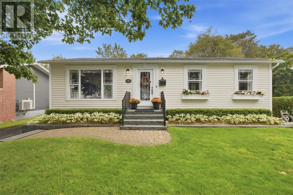 7 Halifax Street, photo 1 of 32