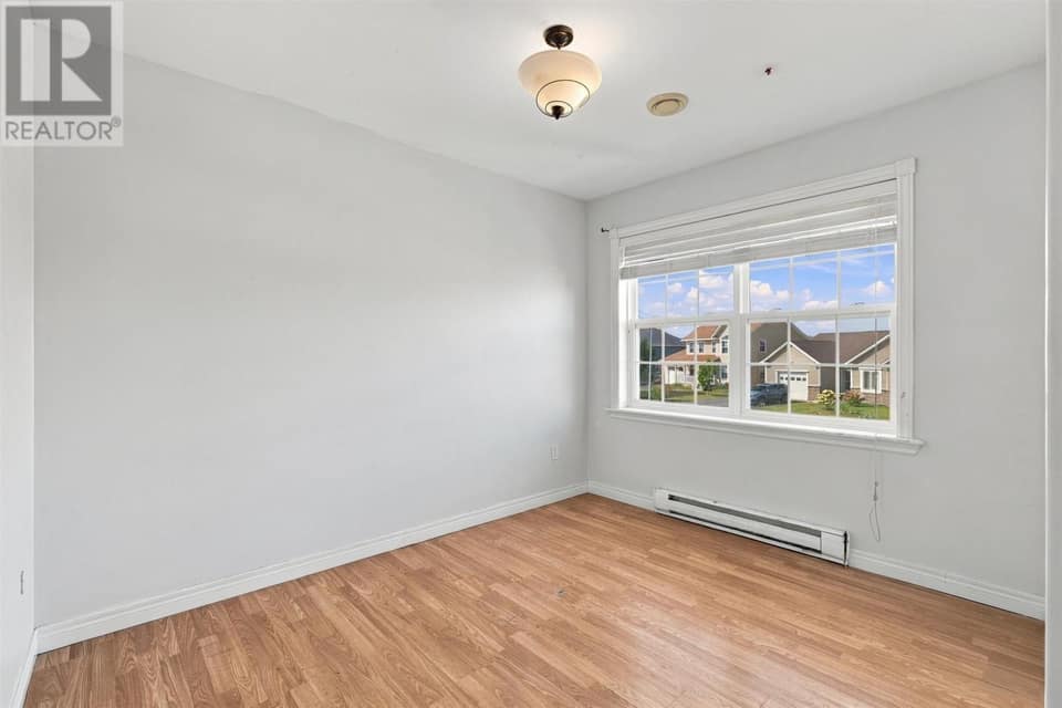 38 Wiseman's Lane, photo 5 of 28