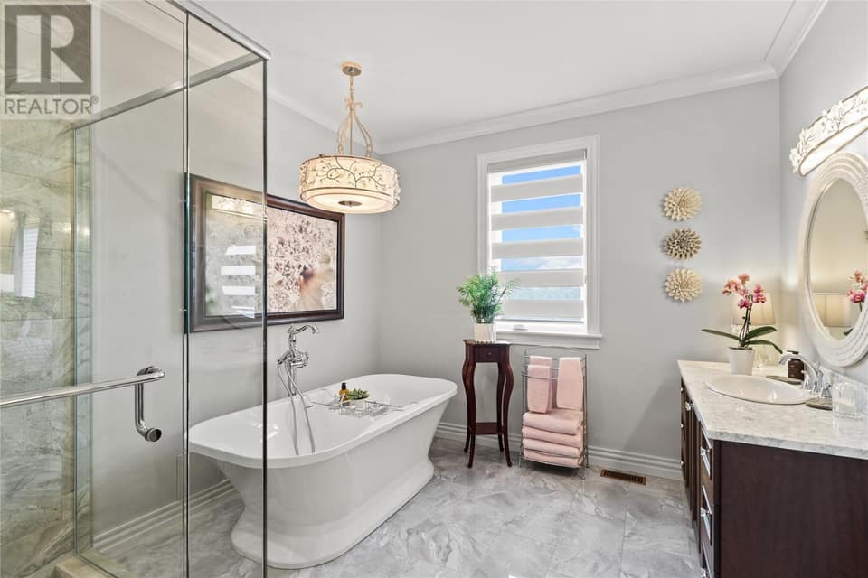 16 Little Bell Place, photo 18 of 50