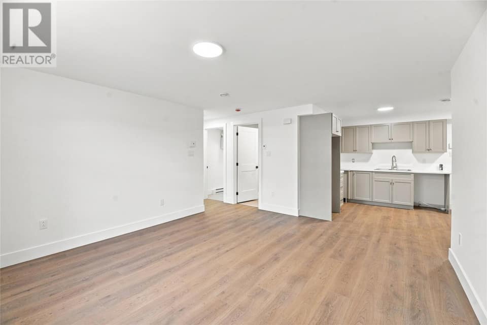 104 Trenton Drive, photo 24 of 31