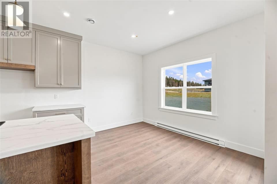 104 Trenton Drive, photo 5 of 31