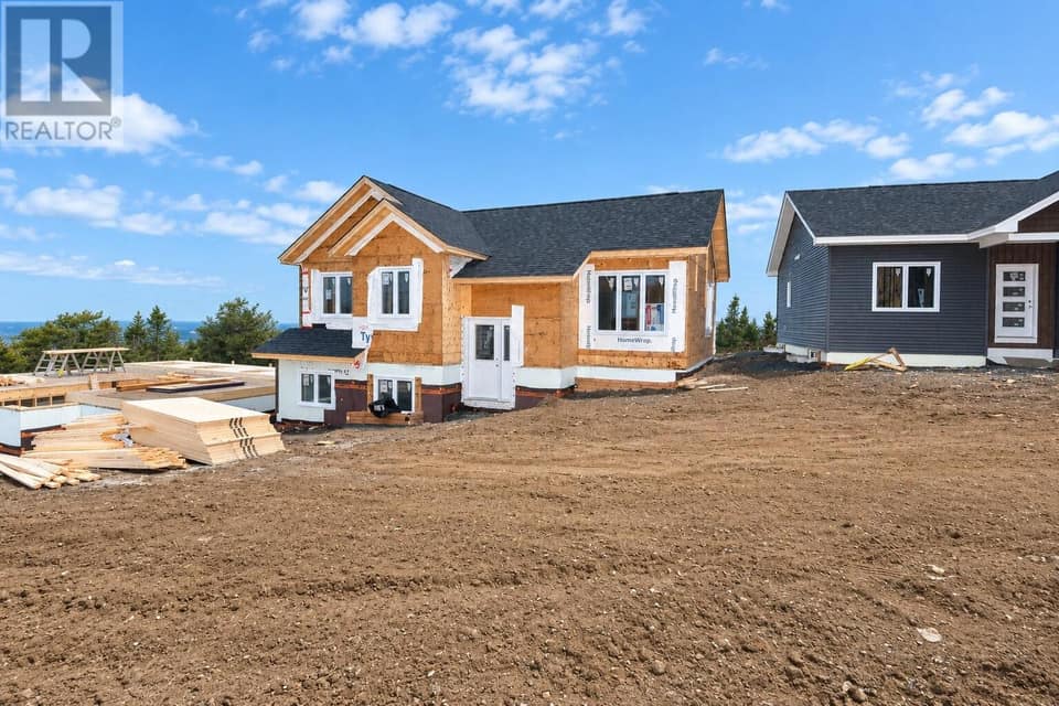 72 Readers Hill Road, photo 2 of 13