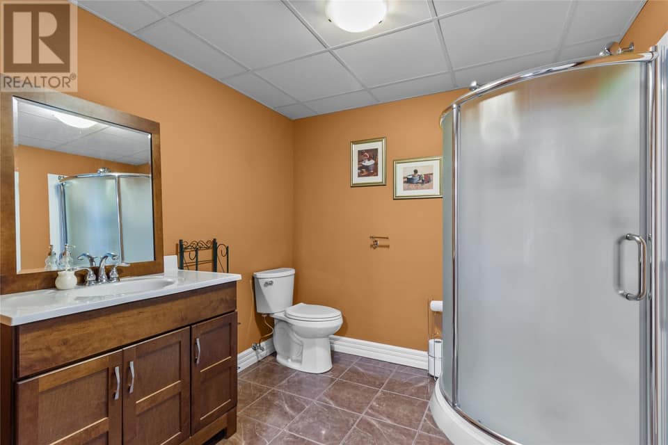 45 Kestrel Drive, photo 33 of 50