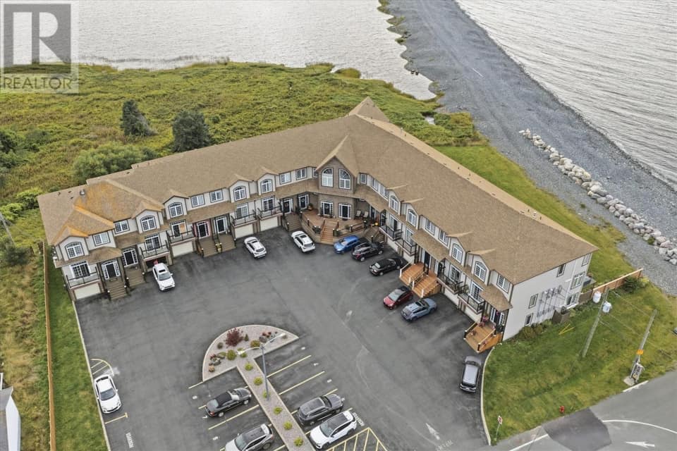 28 Lions Crescent Unit#6, photo 40 of 41
