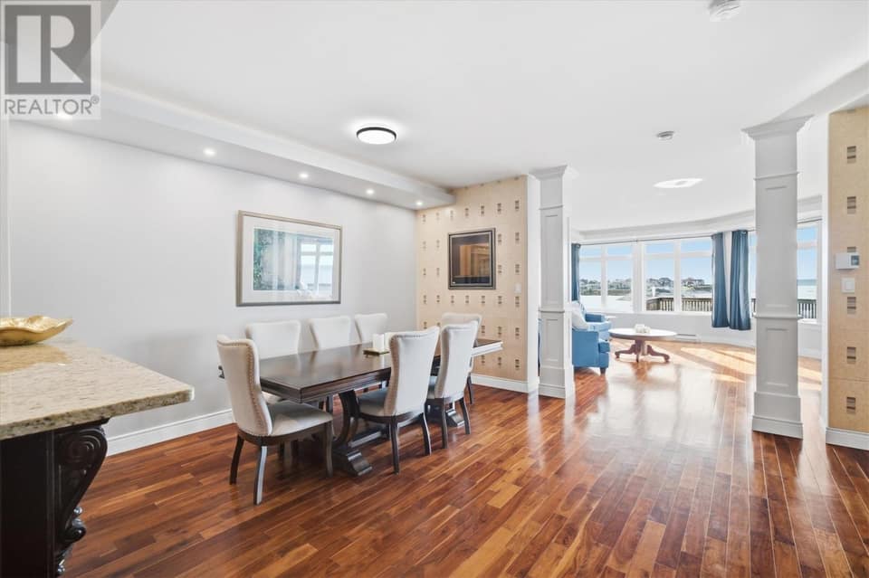 28 Lions Crescent Unit#6, photo 8 of 41