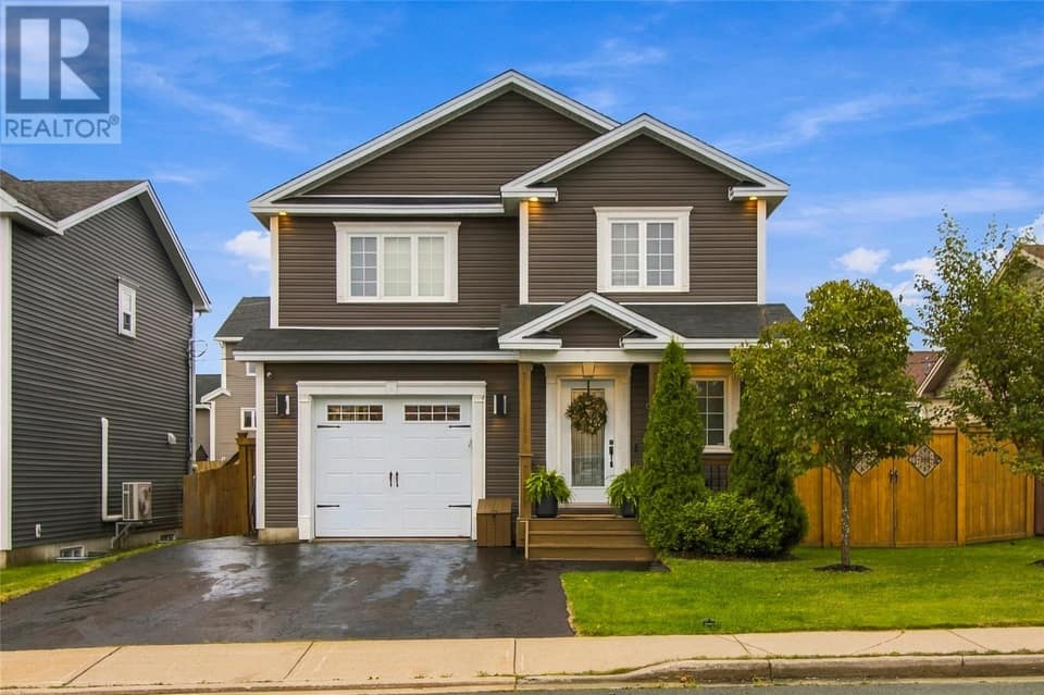 11 Glen Abbey Street, photo 1 of 44