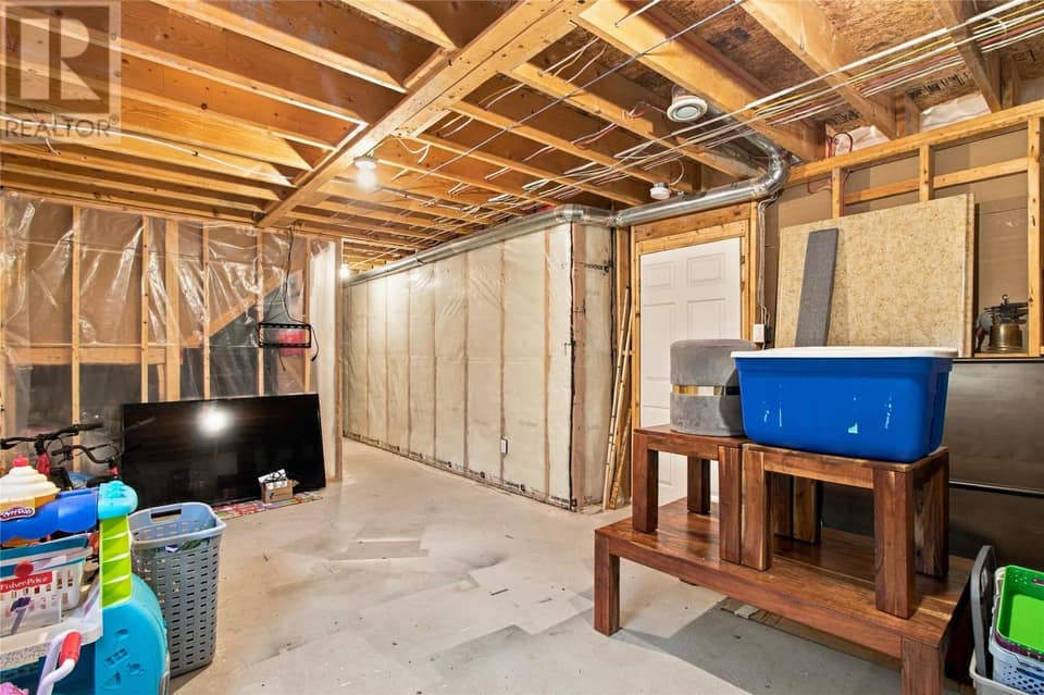 11 Glen Abbey Street, photo 34 of 44