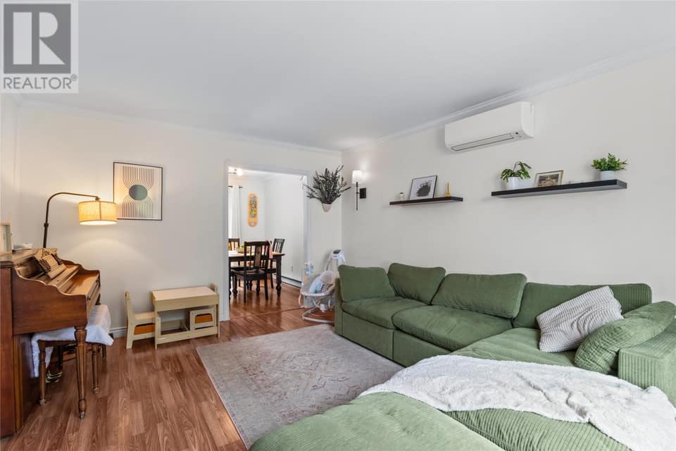 90 Glenview Terrace, photo 6 of 28