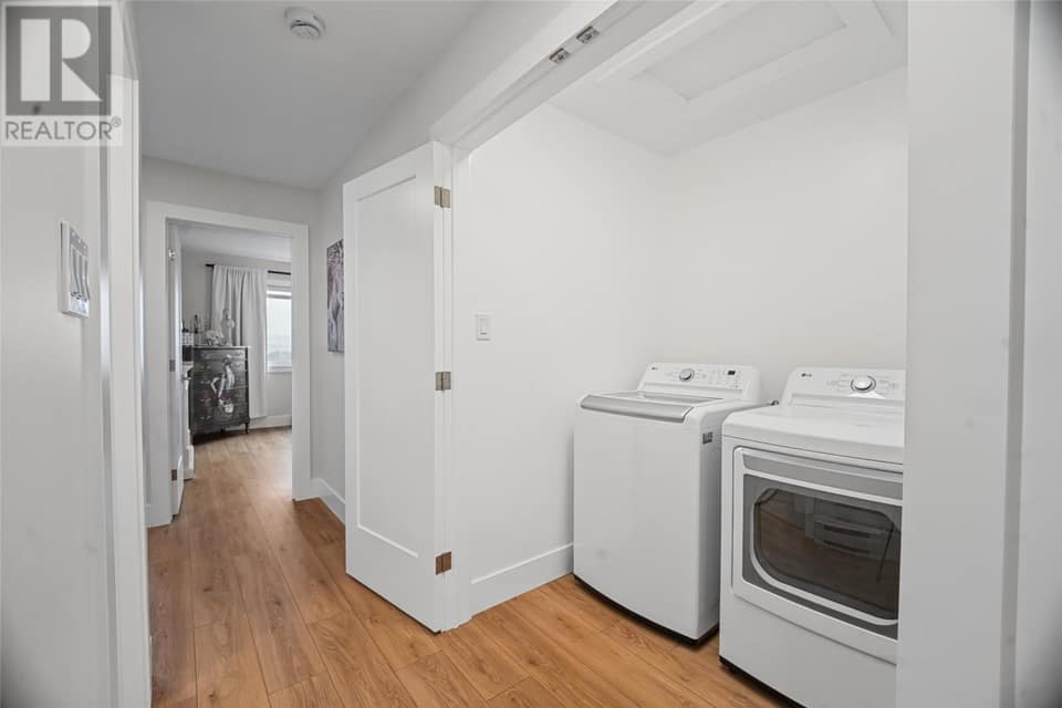 42 Trenton Drive, photo 19 of 30