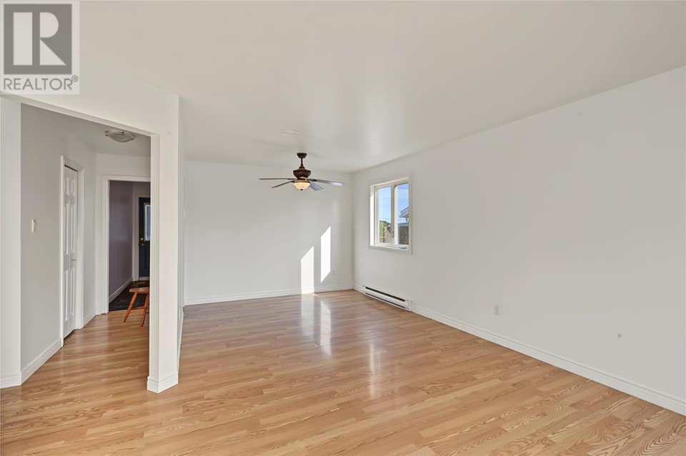24 Gary Drive, photo 7 of 50