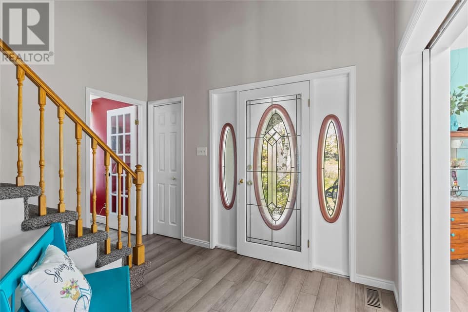 28 Dawes Hill Road, photo 16 of 45
