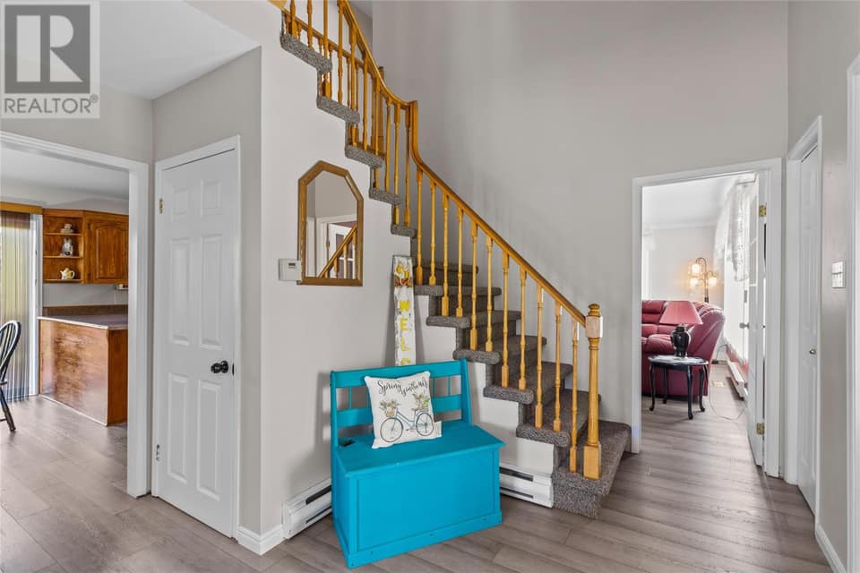 28 Dawes Hill Road, photo 17 of 45