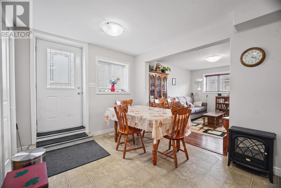 28 Westport Drive, photo 16 of 27