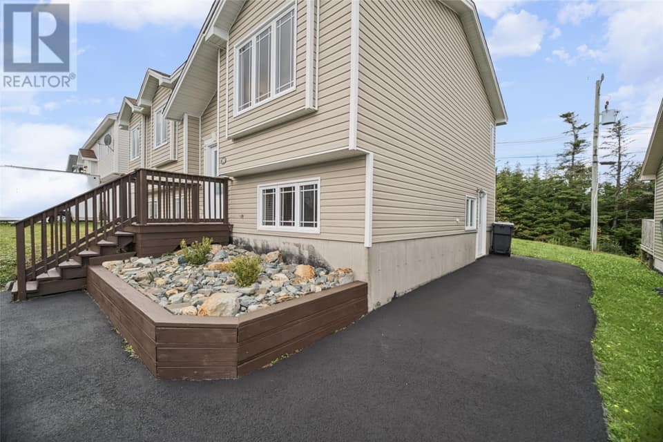 28 Westport Drive, photo 23 of 27