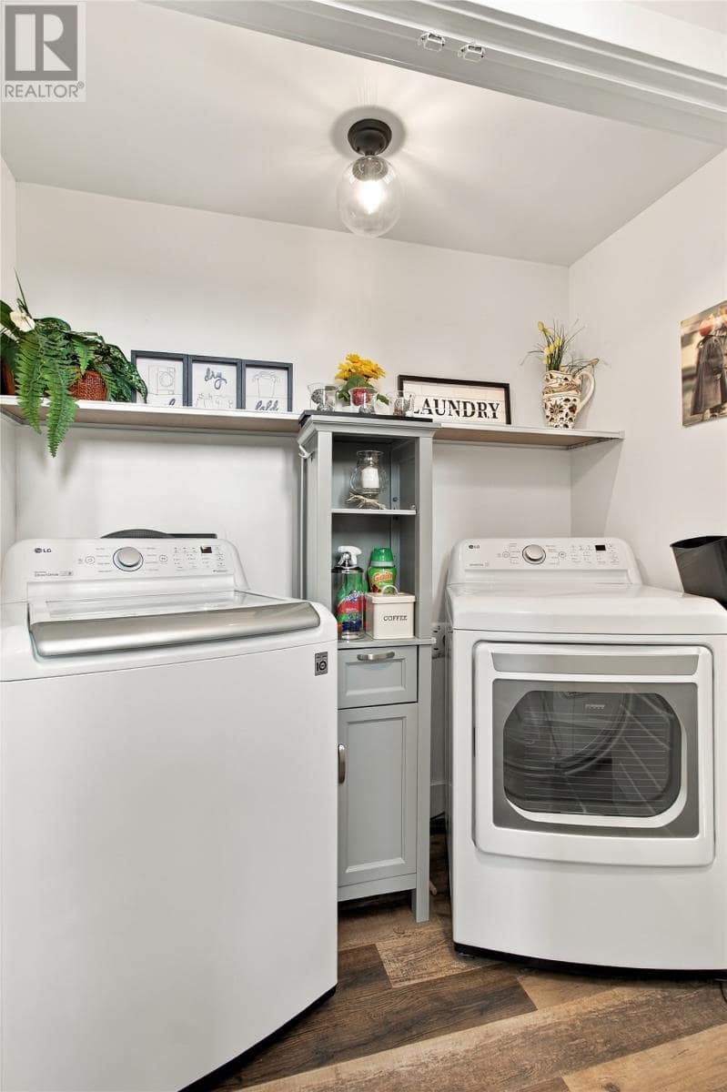 58 Oaken Drive, photo 18 of 36