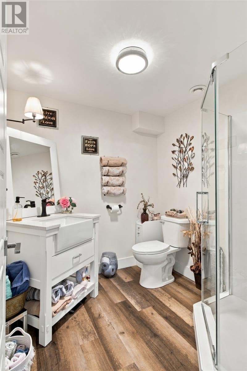 58 Oaken Drive, photo 19 of 36