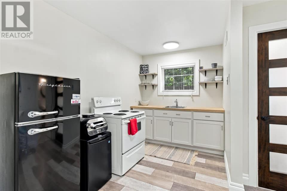 12 Brookfield Road, photo 18 of 46