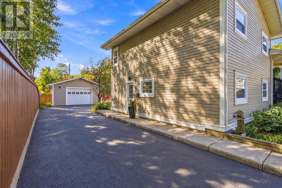 12 Brookfield Road, photo 42 of 46