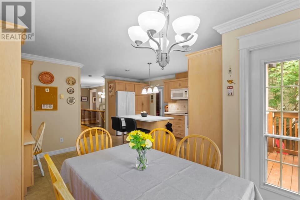48 Squires Avenue, photo 19 of 49