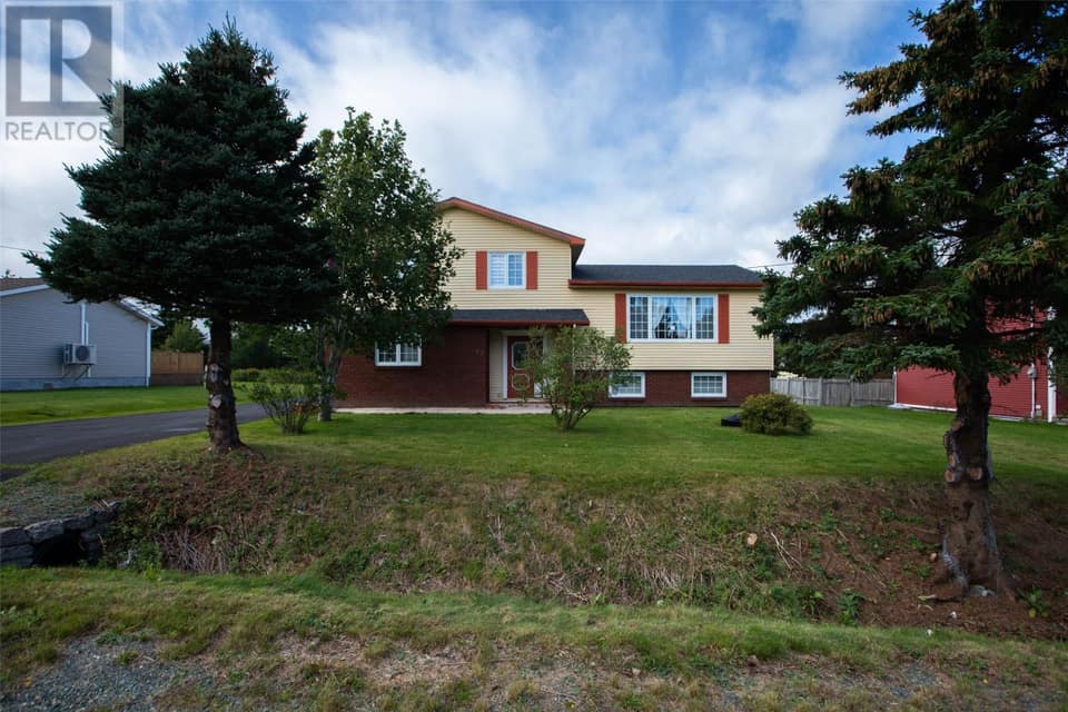 40 Bartons Road, photo 3 of 48