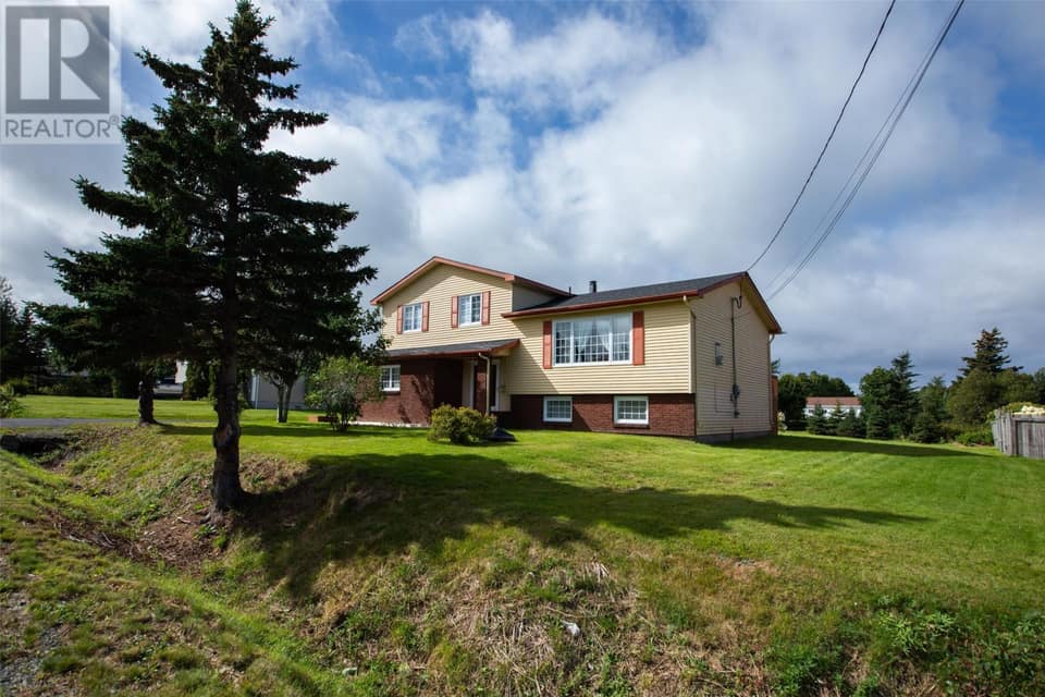40 Bartons Road, photo 4 of 48