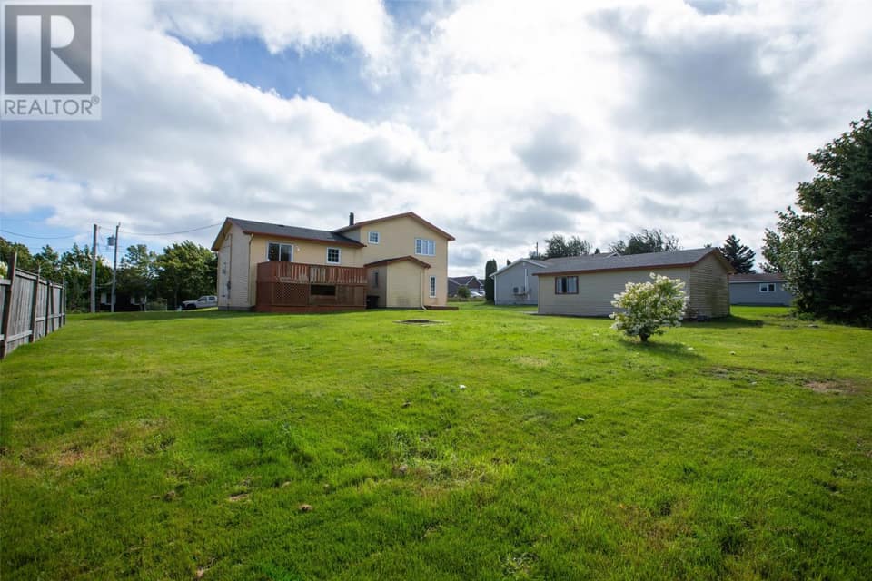 40 Bartons Road, photo 5 of 48