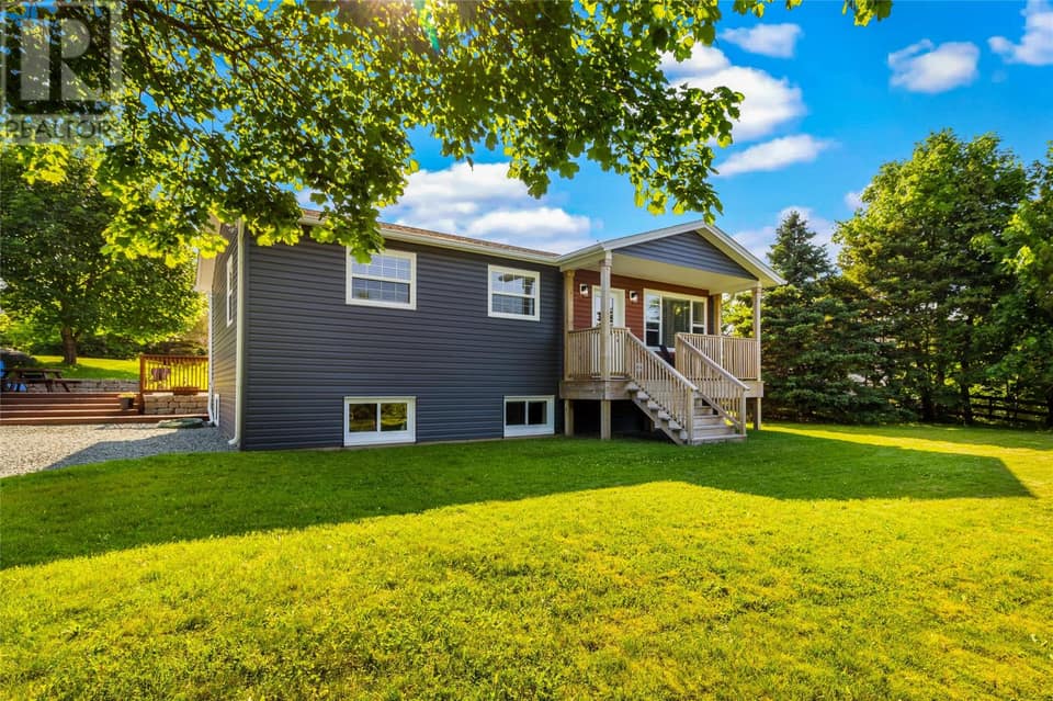25 Chamberlains Road, photo 1 of 48