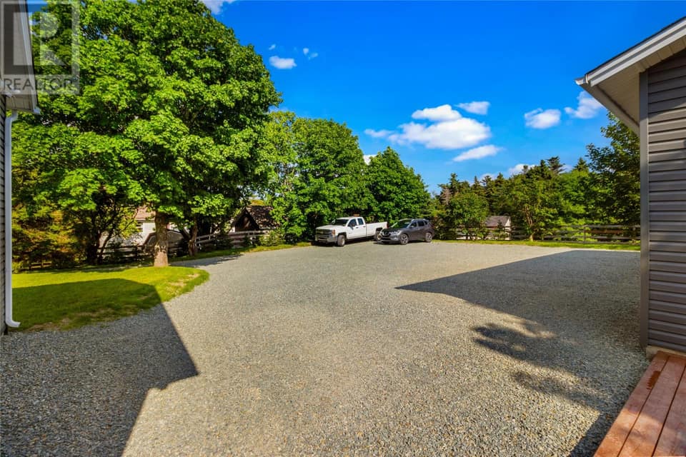 25 Chamberlains Road, photo 10 of 48