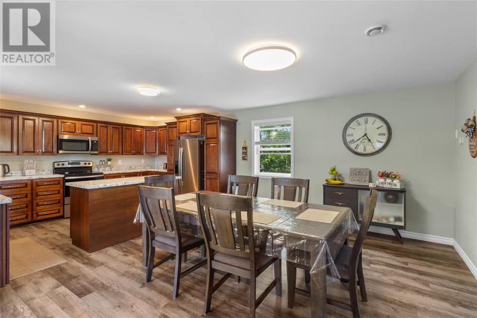 25 Chamberlains Road, photo 19 of 48