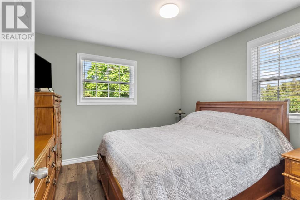 25 Chamberlains Road, photo 23 of 48