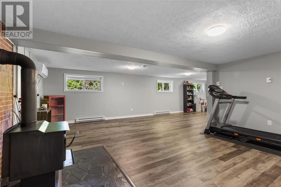 25 Chamberlains Road, photo 28 of 48
