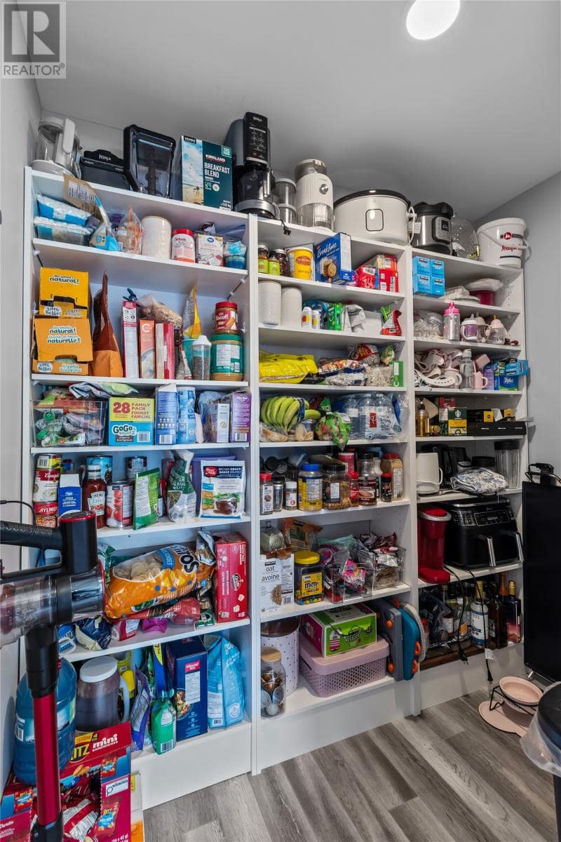 43 Challenger Crescent, photo 15 of 36