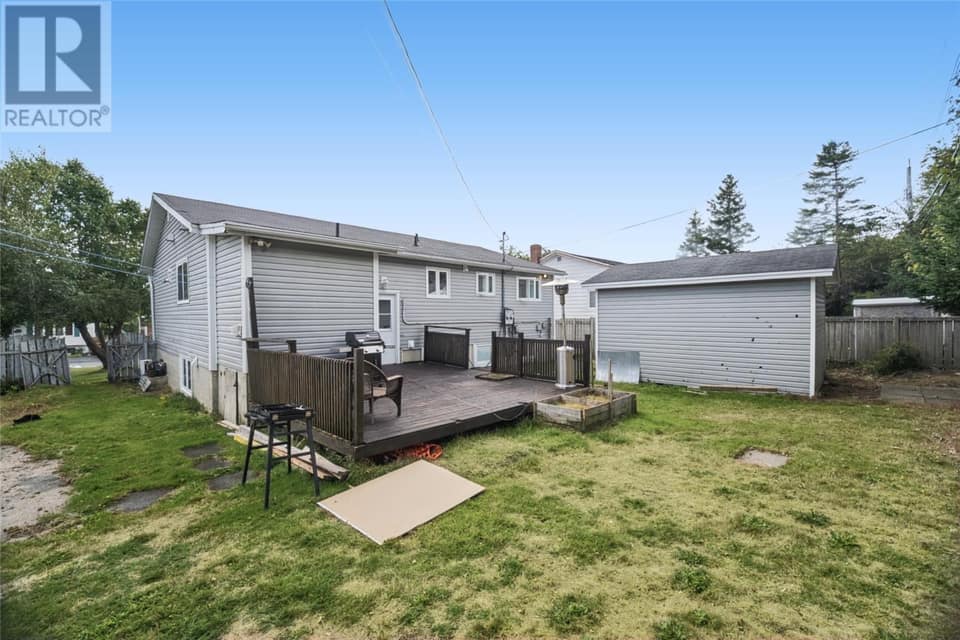 44 Canada Drive, photo 28 of 28