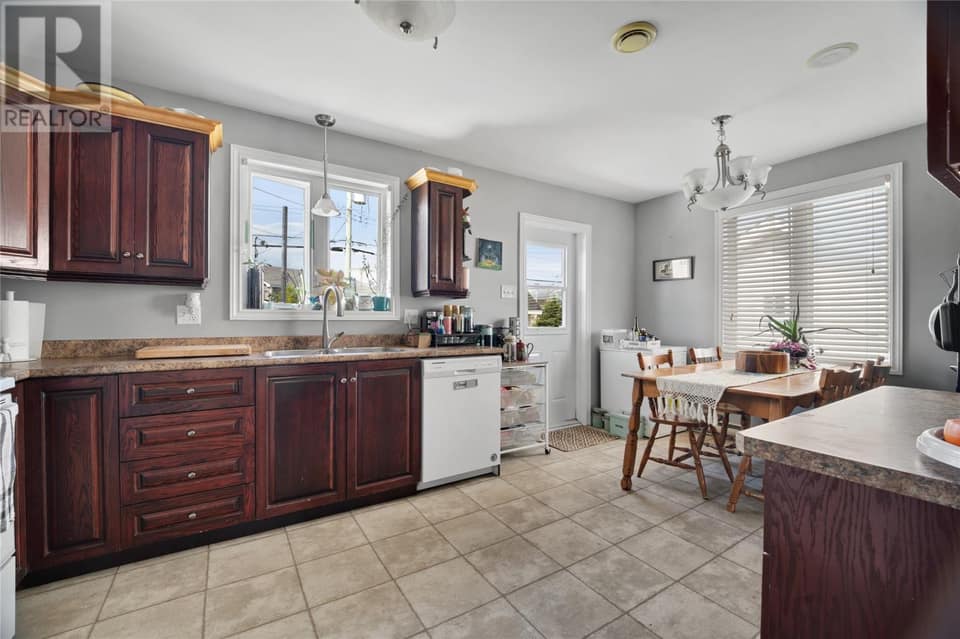 5 Palmerston Drive, photo 7 of 26